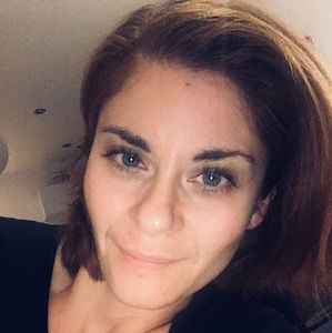 Meet your Posher, Christine